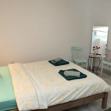 Emilia Apartment