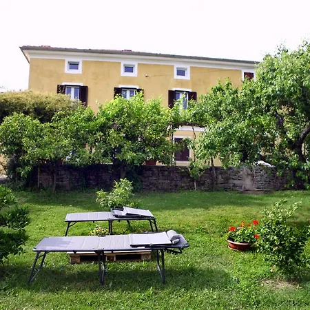 Emilia Apartment